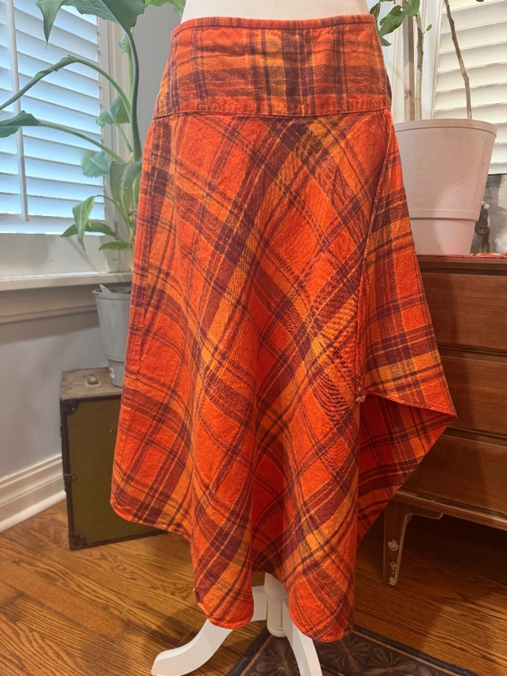 100% linen plaid a-line skirt.